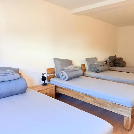 Boardinghouse Zur Rose Apartment Leidersbach